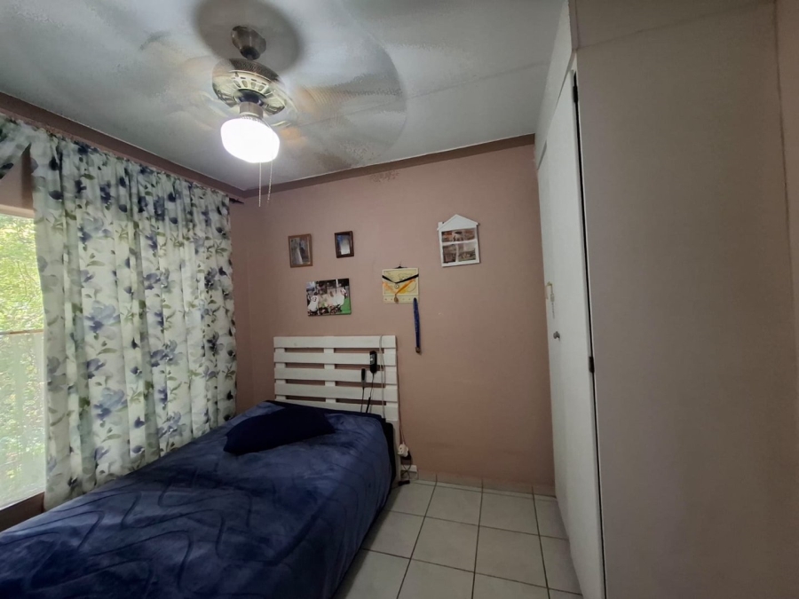 4 Bedroom Property for Sale in Safari Gardens North West